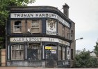 victoria_pub_-_woolwich_road_-_charlton-15.jpg